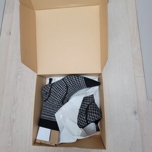 VIVAIA SOCK WOMENS BOOTS